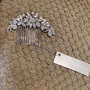 Bridal hair piece! Brand new with tags!